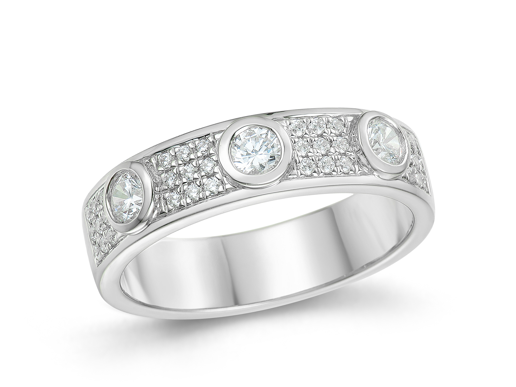 Haakonsen Daria ring i hvitt gull med diamanter 0.52 ct.